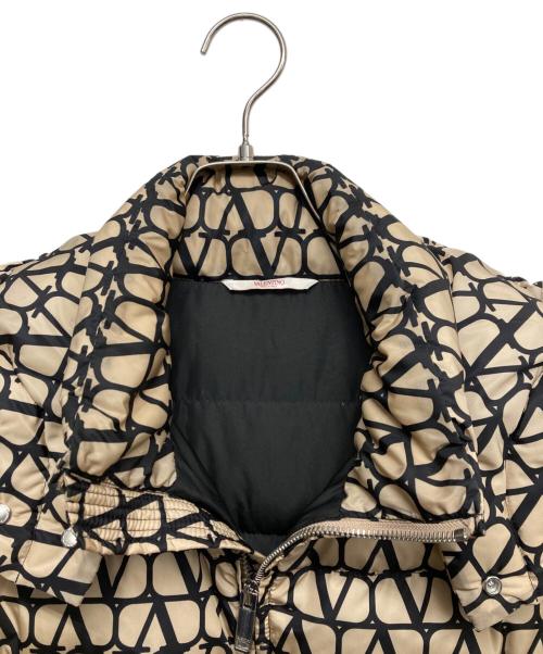 VALENTINO（ヴァレンティノ）VALENTINO (ヴァレンティノ) トワルイコノグラフフルジップダウンジャケット ブラウン サイズ:46の古着・服飾アイテム