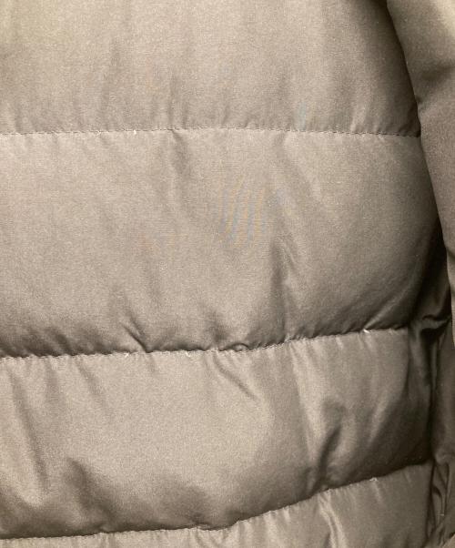 VALENTINO（ヴァレンティノ）VALENTINO (ヴァレンティノ) トワルイコノグラフフルジップダウンジャケット ブラウン サイズ:46の古着・服飾アイテム