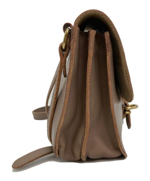 IL BISONTE（イル ビゾンテ）IL BISONTE (イル ビゾンテ) レザーショルダーバッグの古着・服飾アイテム