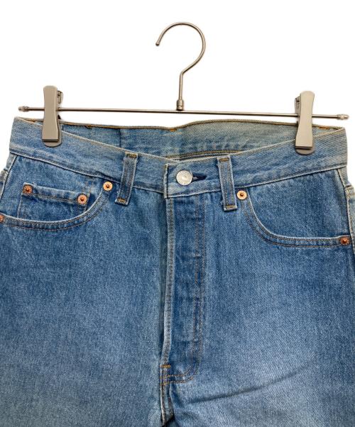 LEVI'S（リーバイス）LEVI'S (リーバイス) 501ライトオンスデニムパンツ ブルー サイズ:W31×L36の古着・服飾アイテム