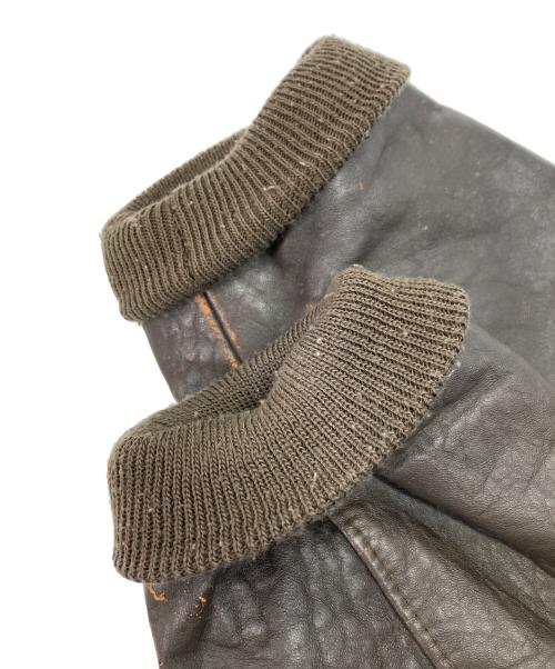 U.S.NAVY（ユーエスネイビー）U.S.NAVY (ユーエスネイビー) g-1ジャケット ブラウン サイズ:Mの古着・服飾アイテム