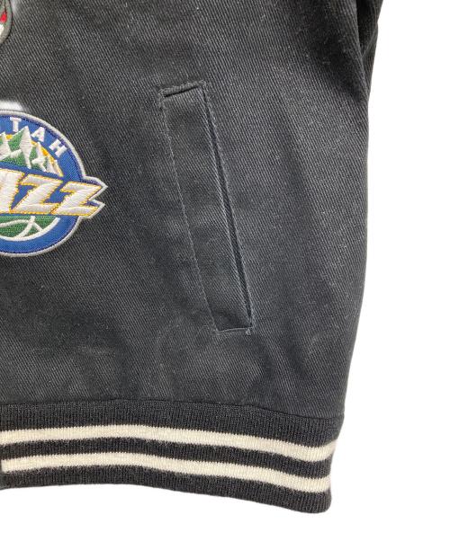 JH Design（ジェイエイチデザイン）jh design (ジェイエイチデザイン) NBAワッペンスタジャン ブラック サイズ:2XLの古着・服飾アイテム
