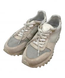 LOUIS VUITTON（ルイ ヴィトン）の古着「LVランナー・ライン スニーカー」｜ホワイト