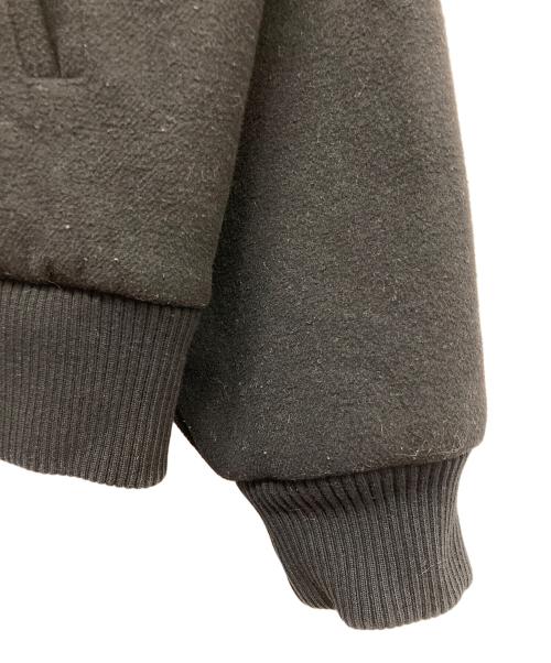 A FEW GOOD KIDS（アフューグッドキッズ）A FEW GOOD KIDS (アフューグッドキッズ) ロゴスタジャン ブラック サイズ:Sの古着・服飾アイテム