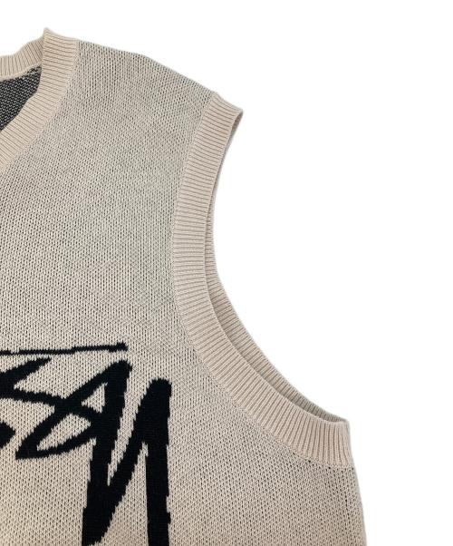stussy（ステューシー）stussy (ステューシー) SWEATER VEST NATURAL ベージュ サイズ:Lの古着・服飾アイテム