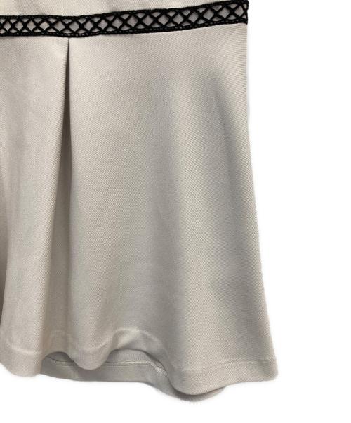 CELFORD（セルフォード）CELFORD (セルフォード) レース切り替えワンピース ベージュ サイズ:36の古着・服飾アイテム