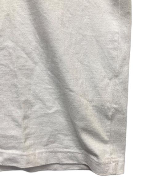 sacai（サカイ）sacai (サカイ) KAWS (カウズ) Flock Print T-Shirt ホワイト サイズ:3の古着・服飾アイテム