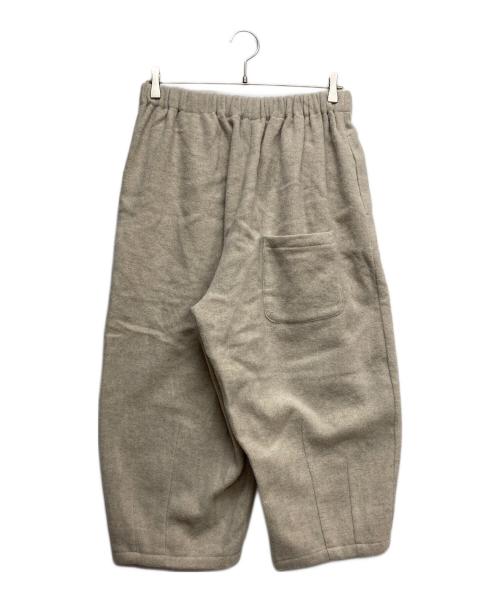 HUIS.（ハウス）huis. (ハウス) 尾州 (ビジュウ) ウールフランネルバルーンパンツ ベージュ サイズ:Fの古着・服飾アイテム