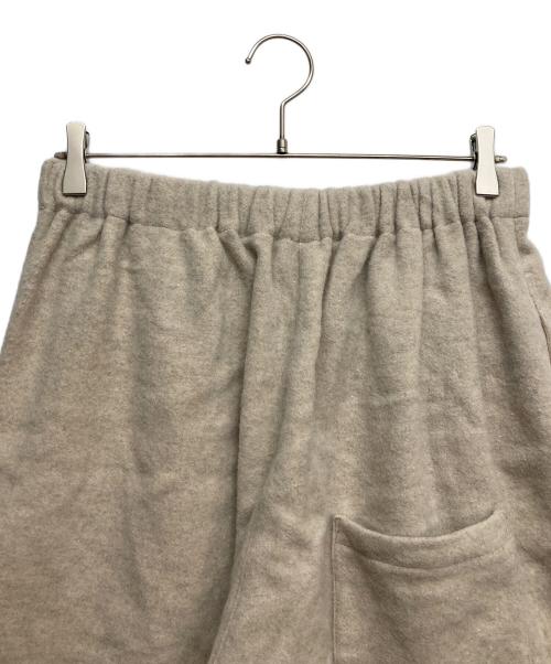 HUIS.（ハウス）huis. (ハウス) 尾州 (ビジュウ) ウールフランネルバルーンパンツ ベージュ サイズ:Fの古着・服飾アイテム