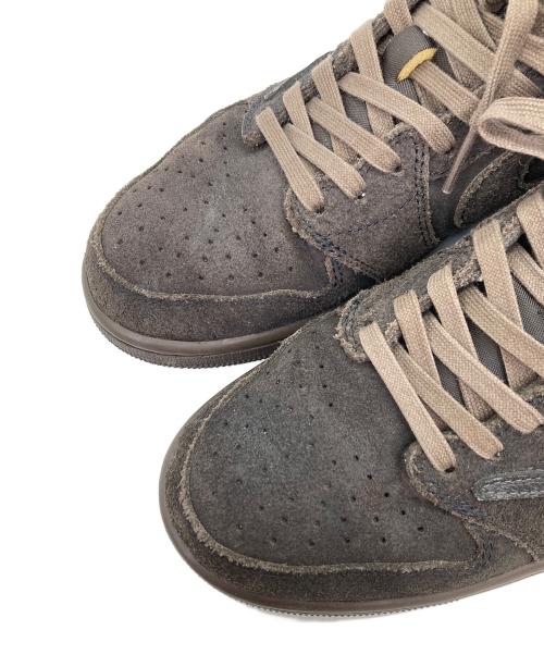 NIKE（ナイキ）NIKE (ナイキ) TRAVIS SCOTT (トラヴィススコット) エアジョーダン1 ロー OG SP ブラウン サイズ:27の古着・服飾アイテム