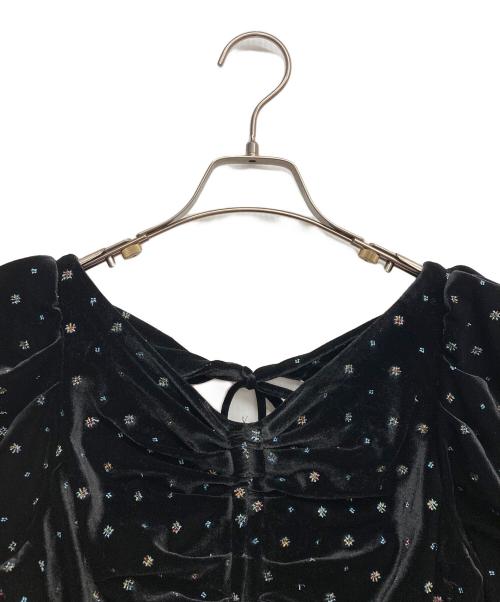Snidel（スナイデル）Snidel (スナイデル) ベロア刺繍ワンピース ブラックの古着・服飾アイテム