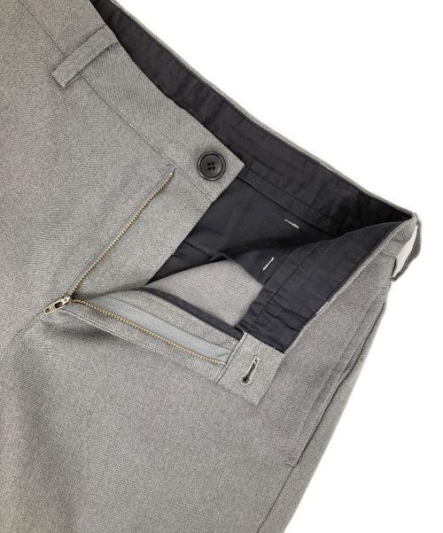 green label relaxing（グリーンレーベルリラクシング）green label relaxing (グリーンレーベルリラクシング) スラックス グレー サイズ:Mの古着・服飾アイテム