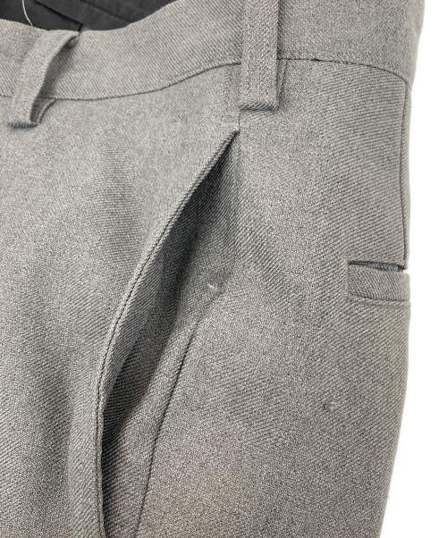 green label relaxing（グリーンレーベルリラクシング）green label relaxing (グリーンレーベルリラクシング) スラックス グレー サイズ:Mの古着・服飾アイテム