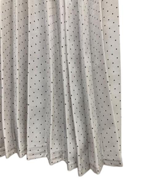 FRAY ID（フレイ アイディー）FRAY ID (フレイ アイディー) ネックフリルプリーツプリントワンピース グレー サイズ:1の古着・服飾アイテム