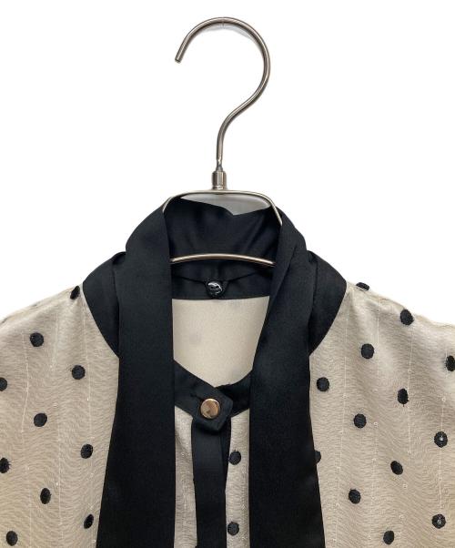 GRACE CONTINENTAL（（グレースコンチネンタル）GRACE CONTINENTAL (（グレースコンチネンタル) ブラウスワンピース ベージュ サイズ:38の古着・服飾アイテム