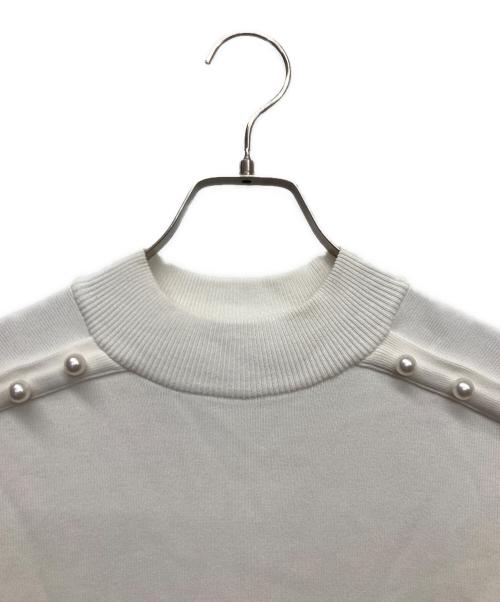 BORDERS at BALCONY（ボーダーズアットバルコニー）BORDERS AT BALCONY (ボーダーズアットバルコニー) PEARL TOP ホワイト サイズ:36の古着・服飾アイテム