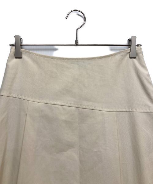 BURBERRY LONDON（バーバリーロンドン）BURBERRY LONDON (バーバリーロンドン) フレアスカート ベージュ サイズ:38の古着・服飾アイテム