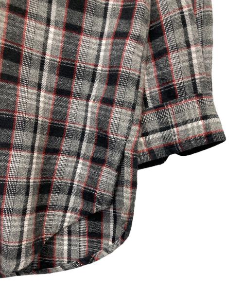 Columbia（コロンビア）Columbia (コロンビア) ハーフジップシャツ グレー サイズ:XLの古着・服飾アイテム