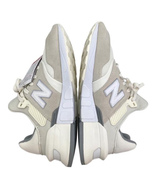 NEW BALANCE（ニューバランス）NEW BALANCE (ニューバランス) ローカットスニーカー ベージュ サイズ:26.5の古着・服飾アイテム