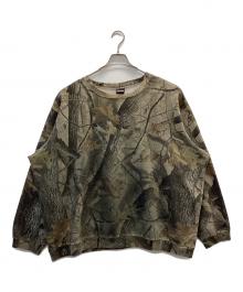 OUTFITTERS（アウトフィッターズ）の古着「リアルツリー柄スウェット」｜オリーブ