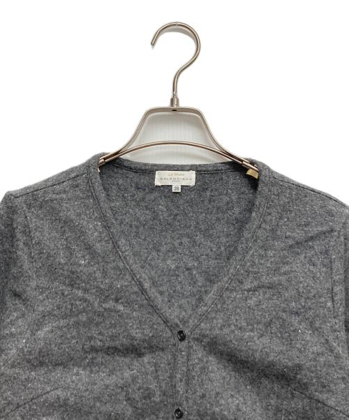 BALENCIAGA（バレンシアガ）BALENCIAGA (バレンシアガ) フラワーワッペンカーディガン グレー サイズ:38の古着・服飾アイテム