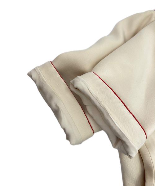 GUCCI（グッチ）GUCCI (グッチ) インターロッキングG パールボタン ウェブトリムワンピース ベージュ サイズ:38の古着・服飾アイテム