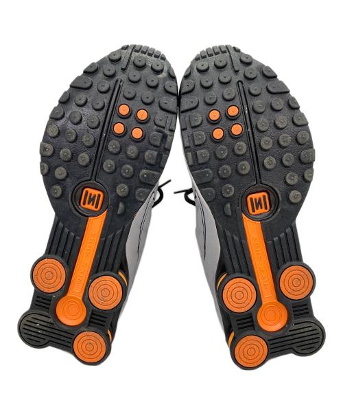 NIKE（ナイキ）NIKE (ナイキ) SHOX R4 BLACK/VAST シルバー×オレンジ サイズ:27.5の古着・服飾アイテム
