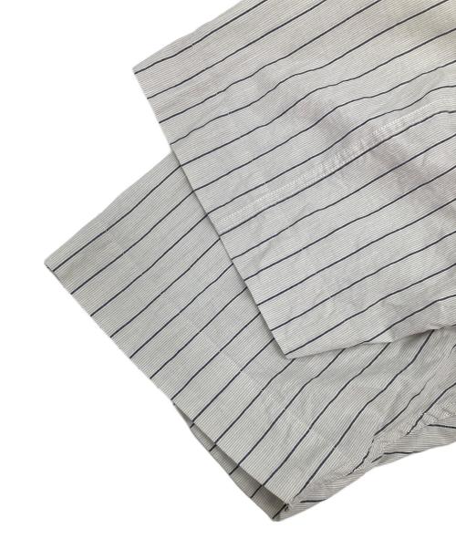 MHL（エムエイチエル）MHL (エムエイチエル) ラミーコットンストライプS/Sシャツ グレー サイズ:Mの古着・服飾アイテム