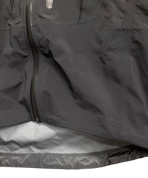 ARC'TERYX（アークテリクス）ARC'TERYX (アークテリクス) alpha sv JACKET ブラック サイズ:Sの古着・服飾アイテム