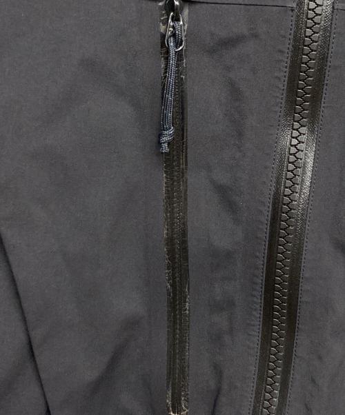 ARC'TERYX（アークテリクス）ARC'TERYX (アークテリクス) alpha sv JACKET ブラック サイズ:Sの古着・服飾アイテム