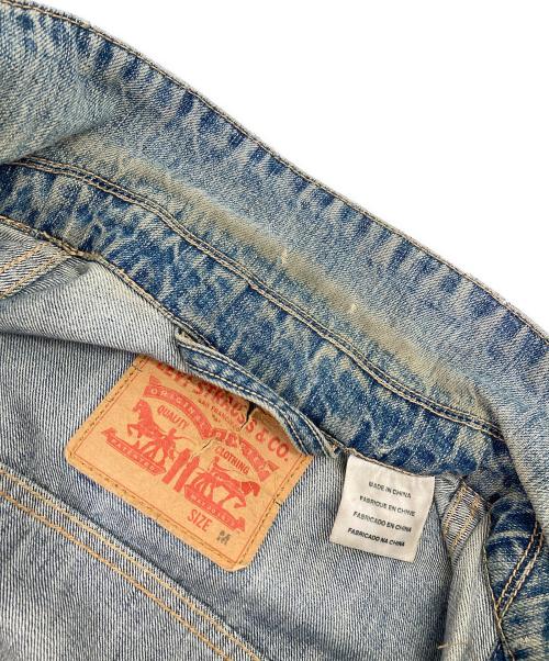 LEVI'S（リーバイス）LEVI'S (リーバイス) デニムジャケット ブルー サイズ:Mの古着・服飾アイテム