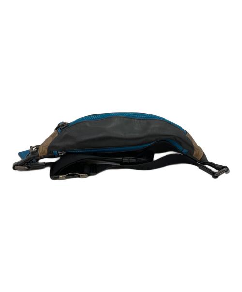 COACH（コーチ）COACH (コーチ) シグネチャー ウエストポーチ ブラウンの古着・服飾アイテム