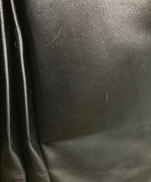 yohji yamamoto+noir（ヨウジヤマモトプリュスノアール）yohji yamamoto+Noir (ヨウジヤマモトプリュスノアール) フロントプリーツレザー ショルダーバッグ ブラックの古着・服飾アイテム