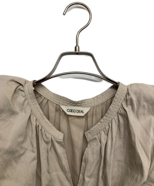 COCODEAL（ココディール）COCODEAL (ココディール) フリルスリーブティアードワンピース ベージュ サイズ:2の古着・服飾アイテム