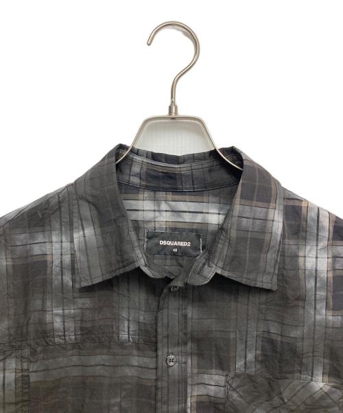 DSQUARED2（ディースクエアード）DSQUARED2 (ディースクエアード) Dirty Check Dropped Shoulder Shirt ブラック サイズ:48の古着・服飾アイテム