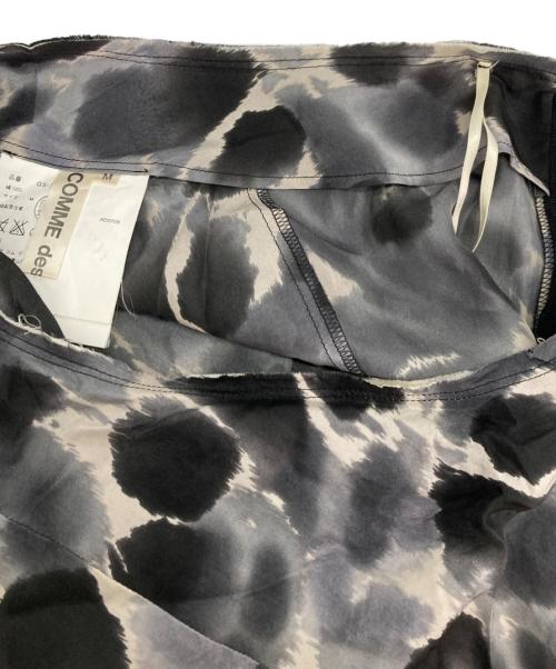 COMME des GARCONS（コムデギャルソン）COMME des GARCONS (コムデギャルソン) アシンメトリー総柄スカート ブラック サイズ:Mの古着・服飾アイテム