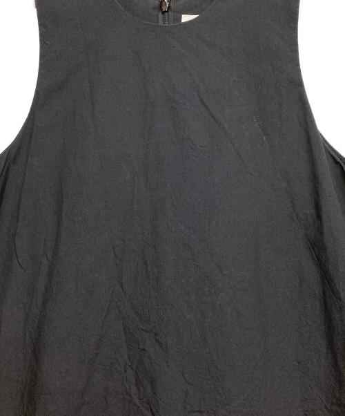 SACRA（サクラ）SACRA (サクラ) コットン ナイロン リプルド フィニッシュ ワンピース ブラック サイズ:38の古着・服飾アイテム