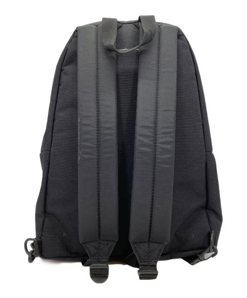 MM6（エムエムシックス）MM6 (エムエムシックス) EASTPAK (イーストパック) パデッド リバーシブル リュックサック ブラック×ホワイトの古着・服飾アイテム