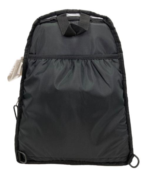 MM6（エムエムシックス）MM6 (エムエムシックス) EASTPAK (イーストパック) パデッド リバーシブル リュックサック ブラック×ホワイトの古着・服飾アイテム