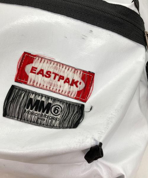 MM6（エムエムシックス）MM6 (エムエムシックス) EASTPAK (イーストパック) パデッド リバーシブル リュックサック ブラック×ホワイトの古着・服飾アイテム