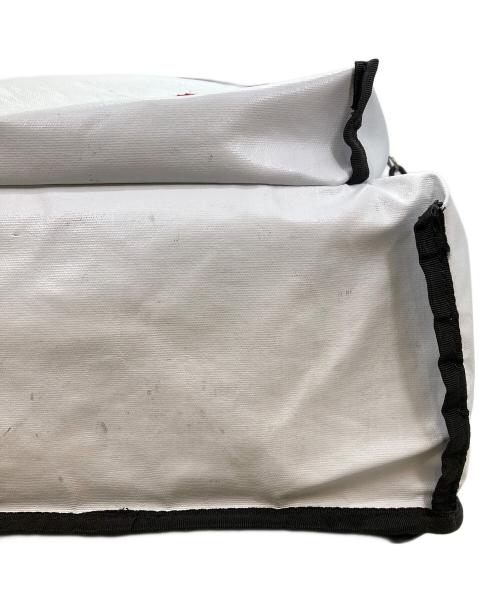 MM6（エムエムシックス）MM6 (エムエムシックス) EASTPAK (イーストパック) パデッド リバーシブル リュックサック ブラック×ホワイトの古着・服飾アイテム