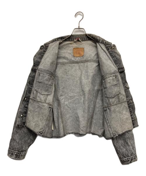 LEVI'S（リーバイス）LEVI'S (リーバイス) ユーロ 70506先染めデニムジャケット ブラック サイズ:Mの古着・服飾アイテム