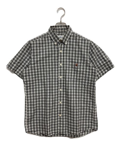 A BATHING APE（アベイシングエイプ）A BATHING APE (アベイシングエイプ) 半袖シャツ ブラック サイズ:Lの古着・服飾アイテム