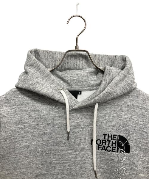 THE NORTH FACE（ザ ノース フェイス）THE NORTH FACE (ザ ノース フェイス) プルオーバーパーカー グレー サイズ:Sの古着・服飾アイテム