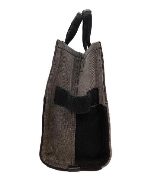 MARC JACOBS（マークジェイコブス）MARC JACOBS (マークジェイコブス) ザ デニム トート バッグ ミディアム ブラック 未使用品の古着・服飾アイテム