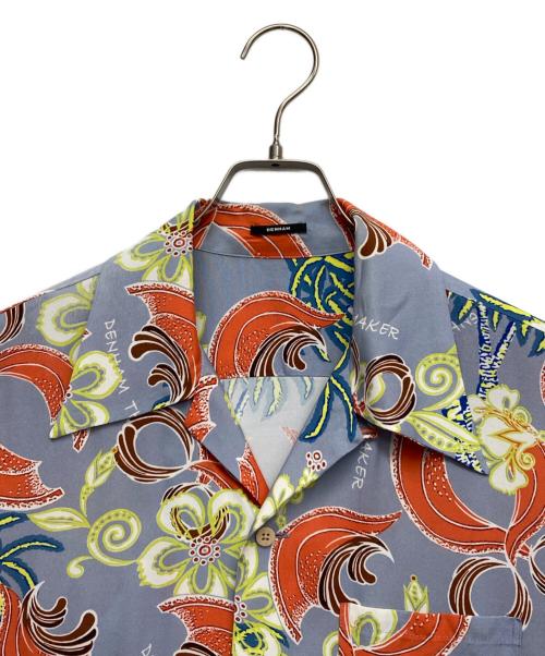 Denham（デンハム）Denham (デンハム) フラワープリントSSシャツ レッド×ブルー サイズ:Sの古着・服飾アイテム