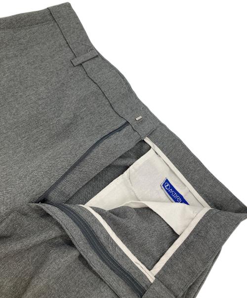 LEVI'S（リーバイス）LEVI'S (リーバイス) ACTION SLACKS グレー サイズ:W36の古着・服飾アイテム