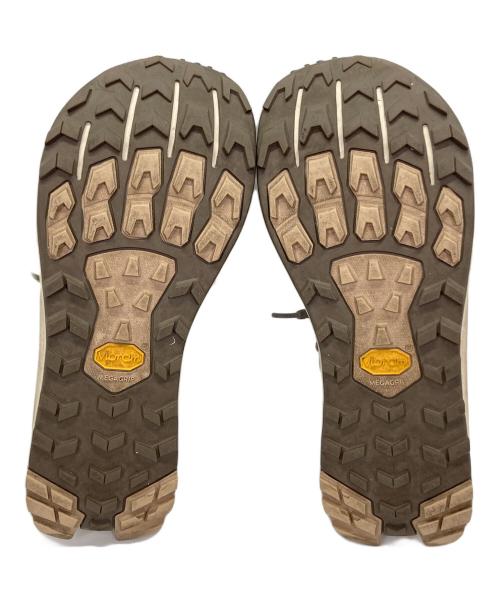 ALTRA（アルトラ）ALTRA (アルトラ) ローンピーク9+ トープ サイズ:UK6.5の古着・服飾アイテム