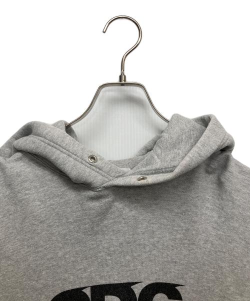 CDG（シーディージー）CDG (シーディージー) ロゴプルオーバーパーカー グレー サイズ:Mの古着・服飾アイテム