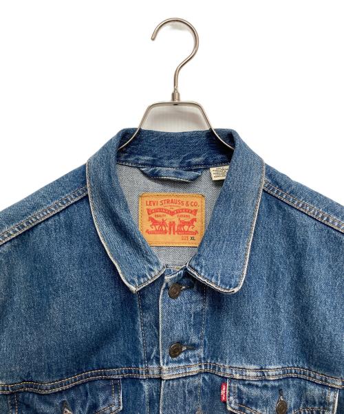 LEVI'S（リーバイス）LEVI'S (リーバイス) デニムトラッカージャケット ブルー サイズ:XLの古着・服飾アイテム